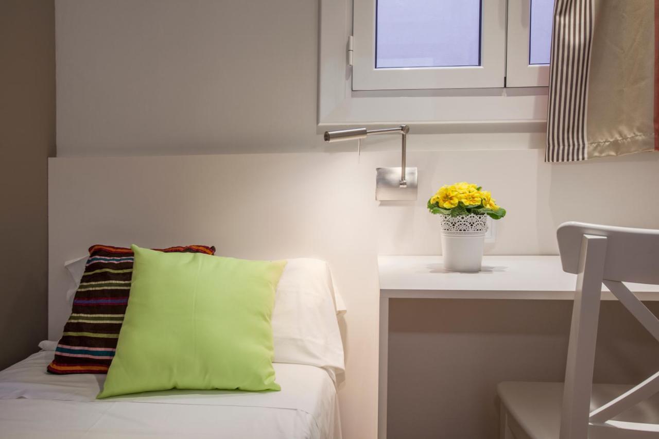 Bcngotic43 Apartman Barcelona Kültér fotó